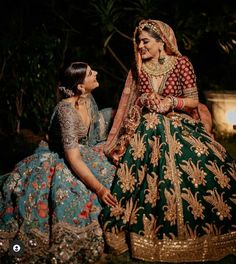 Bride And Bridesmaid Pictures, Bridesmaid Poses, Bridesmaid Pictures, Bridesmaid Photoshoot, Sisters Photoshoot Poses, Indian Wedding Poses, Bride Photos Poses, Sister Poses, Bridal Photography Poses