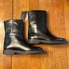 Absolutely Stunning Brand New Never Worn Massimo Dutti Spill On Boots. Genuine Leather! These Are Gorgeous! Mossimo Dutti Women Shoes, Casual Black Suede Mid-calf Boots, Chic Black Snip Toe Mid-calf Boots, Massimo Dutti Boots, Massimo Dutti Shoes, Massimo Dutti 2022, Massimo Dutti, Leather Ankle Boots, Bootie Boots