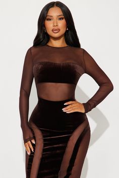 Fitted Sheer Brown Dresses, Chocolate Fashion, Dress High Neck, Velvet Maxi, Velvet Maxi Dress, Streetwear Aesthetic, High Neck Long Sleeve, Curvy Girl Fashion, Matching Dresses