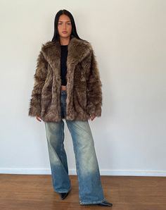 Faux Long Fur Brown Jacket | Lupita – motelrocks-com-us Brown Faux Fur Coat Outfit, Brown Fur Coat Outfit, Fuzzy Jacket Outfit, Fur Coat Outfits, Big Fur Coat, Faux Fur Coats Outfit, Fur Jacket Outfit, Holiday Fits, Brown Fur Coat