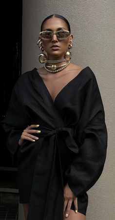 Event Outfit, Jewelry Fashion Trends, Eclectic Fashion, Fashion Mistakes, Style Mistakes, Black Linen, Elegant Outfit, Tie Belt, Fashion Inspo Outfits