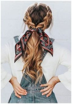 Kort Bob, Shaved Side Hairstyles, Hair Scarf Styles, Peinados Fáciles Para Cabello Corto, Effortless Hairstyles, Penteado Cabelo Curto, Scarf Hairstyles, Prom Hair, Pretty Hairstyles