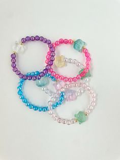 cat lovers beaded bracelet in fun colors. adorable stackable bracelets great for gifting or sharing-fun friendship bracelets-cute and preppy Kids Bracelet, Preppy Girls, Cat Bead, Kids Bracelets, Stackable Bracelets, Kitty Cat, Bracelet Stack, Cat Lover Gifts, Cat Gifts