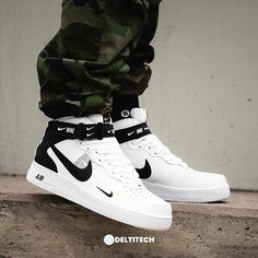 Nike By You Air Force 1 Ideas, Nike Air Force 1 Mid '07, Jordan Force, Nike Air Force 2, Nike Blazer Outfit, Jordan Air Force 1, Air Force Nike, Af1 Mid, Air Force High