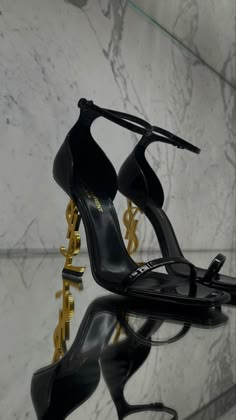 Heels Aesthetic Classy, Luxury High Heels Aesthetic, Heels Luxury Aesthetic, St Laurent Heels, Ysl Shoes Aesthetic, Ysl Black Heels, Ysl Heels Black, Yves Saint Laurent Heels Aesthetic, Louis Vuitton Heels