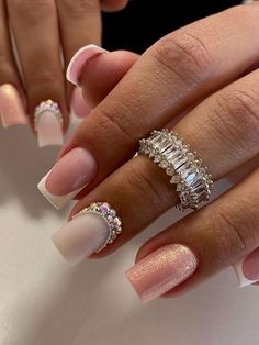 short acrylic milky white and glitter nails with rhinestones Milky White Summer Nails, Milky White Nails, Cute Acrylic Nail Designs, I Love Nails, Cute Nail Art, Milky White, Nail Art Inspiration