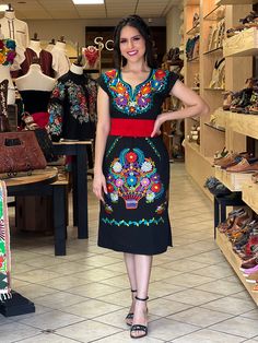 -This Beautiful Long Mexican Colorful Floral Dress is the perfect dress for a fun night out or a special event. -It is full of colorful embroidered flowers and has some crocheted details. -This dress has ties on the back in order to adjust the fit. - You can purchase the dress either with or without the belt. Please note: The accesories shown with this dress may purchased as well and Can be found in this links Earrings:https://www.etsy.com/es/listing/855938626/aretes-mexicanos-de-filigrana-arete Fitted Traditional Dress For Fiesta, Fitted V-neck Dress With Multicolor Embroidery, Embroidered Short Sleeve Fiesta Dress, Fiesta Embroidered Short Sleeve Dresses, Black Short Sleeve Dress For Fiesta, Fitted Black Dress For Fiesta, Traditional Black Fiesta Dress, Traditional Black Dress For Fiesta, Fitted Dress With Multicolor Embroidery For Fiesta