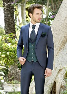 Satin Clothing, Wedding Dress Men, Mens Fashion Suits, Dress Codes, Black Tie