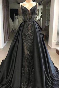 1920s Ball Gown, Acotar Dress, Black Wedding Dress Lace, Black Wedding Dress Mermaid, Black Mermaid Wedding Dress, Dark Romantic Wedding, Black Lace Party Dress, Black Lace Wedding Dress, Black Lace Evening Dress