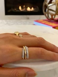 Jewelry. Rings. Clean girl aesthetic. Old money Ring Inspo Gold, Rings Stacked Ideas, Diamond Statement Rings, Crisscross Diamond Ring, Ring Inspo Jewelry, Stacked Rings, Diamond Stacking Rings, Classy Jewelry, Rose Gold Band