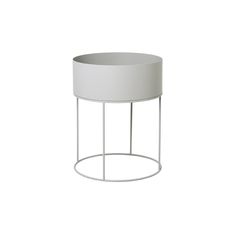 Ferm Living Plant Box Round Classic Bathroom Design, Trendy Interior Design, Design House Stockholm, Plant Box, Beautiful Storage, Storage Stand, Neo Classic, Round Light, Wire Basket