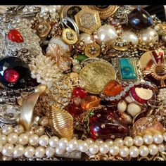 Vintage, Modern, Fashion, Rhinestones & So Much More~ A Good Mix Of Pieces Will Be Chosen Especially For You From Our Huge Displays & Bins Of Jewelry. Note~ Although I Truly Enjoy Customizing, Each Lot Is Random & There Is No Guarantee Of Customization Or Signed Pieces. No Returns~ Sold As Is. There Is No Guarantee Of Certain Style, Certain Pieces, Or Pictured Lots (But Thank You For The Compliment Of Liking Our Jewelry Style & Displays.) Lots Include All Things Jewelry Note To Seller: Send Me Y Jewelry Style, Mystery Box, 1 Pound, Vintage Modern, Jewelry Inspo, Modern Fashion, Brooches, Beautiful Jewelry, Silver Gold