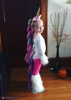 Diy Fantasia, Unicorn Halloween Costume, Spooky Halloween Costumes, Diy Kostüm, Unicorn Halloween, Unicorn Costume, Halloween Costume Contest, Toddler Halloween Costumes, Homemade Halloween