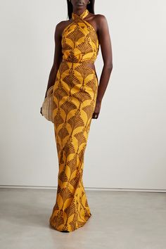 Johanna Ortiz's 'Lake Nakuru' maxi dress is printed with an abstract motif inspired by the African Savanna. Locally made in Colombia from cotton, it's designed using traditional artisanal techniques and has halterneck ties and side cutouts that reveal flashes of skin. <br><br>This product was Locally Made and supports Craft and Community. Find out more about NET SUSTAIN <a href="https://www.net-a-porter.com/en-gb/campaigns/net-sustain">here.</a> Kitenge Designs Dresses, Johanna Ortiz Dresses, Lake Nakuru, Kitenge Designs, African Savanna, Abstract Motif, African Print Dress Designs, African Inspired Clothing, Elegant Attire