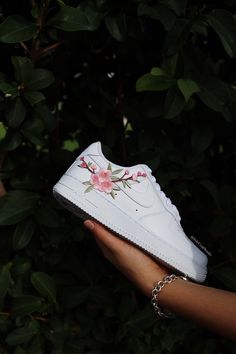 Blossom Flower Embroidered patch on White Air Force 1 Sneakers. Embroidered blossom flower patch Custom made-to-order sneaker. Brand new 100% authentic Nike AF1 Low with box! Free shipping within the US territory! Need a different color of sneakers? Let us know which color you're looking for and we'll find it for you. Have an idea for your embroidered blossom flower patch custom sneakers? Please send us a message here. We'll get back to you within 48hrs! Blossom Embroidery, Air Force 1 White, White Air Force 1, Air Force 1 Sneakers, White Air Forces, Painted Sneakers, Wedding Sneakers, Pink Embroidery, Sneakers Pink