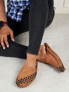 Smart Buys! Men's Tan & Black Woven Leather Mules - Groomsmen Gifts, Wedding Shoes, Comfortable Closed Toe Sandals starting from $89.90 See more. 🤓 #SandalsMen #ClosedToeSandals #SlidesForMen #LeatherSandals #MensSlippers #GroomsmenGifts #WeddingShoes #mules #GiftsForDad #LeatherShoes Handmade Gifts For Him, Mens Slide Sandals, Perfect Wedding Shoes, Wedding Shoes Comfortable, Huarache Sandals, Woven Sandals, Handmade Sandals, Closed Toe Sandals, Groomsmen Gifts