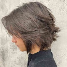 40 Short Wolf Cut Ideas to Stun Everyone! | HairAide Short Shaggy Haircuts, Short Grunge Hair, Short Shag Haircuts, Shaggy Short Hair, Wolf Cut, Short Layered Haircuts