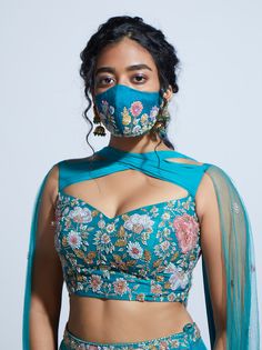 Unique Blouse Designs, Lehenga Blouse, Unique Blouse, Stylish Blouse Design, Fashion Mask, Trendy Blouses, Trendy Blouse Designs