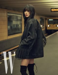 Han Ye Seul, W Korea, Glam Rock, Looks Style, Model Poses, Aesthetic Clothes, Fashion Inspo Outfits, Pretty People, Beautiful People