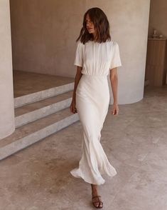 Looks Street Style, Midi Short Sleeve Dress, Looks Chic, Looks Style, Mode Inspiration, White Casual, Classy Outfits, Dress To Impress, Style Me