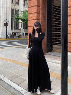 Shipping: Worldwide Express Shipping AvailableDelivery time: 7-15Days Fast ShippingReturns: Fast refund, 100% Money Back Guarantee. Black Outfit Korean, Fall Casual Dresses, Dresses Fall, Hairstyles For Layered Hair, Dresses Casual Fall, Slim Dress, Stylish Party, Stylish Party Dresses, Long Dress Casual