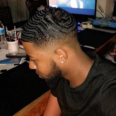 360 Waves Hair, Wave Hairstyles, Waves Haircut, Boy Haircuts, Black Men Haircuts, Mens Haircut, A Vet