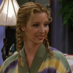 2010s Hairstyles, Phoebe Friends, Corte Shag, Friends Icon, Friends Hair, Phoebe Buffay, Good Hair Day, Dream Hair