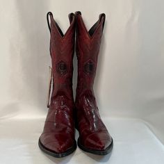 (Nwt) Cuadra "Anguila Vino" Western Boots, Wine/Burgundy - 6.5 Men/8.5 Women * Rare Find, Retired Style, Unisex, Can Be Worn By Men Or Women (See Size) * Embroidered Snakes On Upper * Upper - Eel, Inner - Leather, Sole - Leather * These Are "To Die For" Boots! (Google Cuadra ) * Heel 1.5", Heel To Toe 11", Shaft 11.5", Vamp 3.5", Total 13" Height, Calf (At Opening) 15" (Measurements Are Outer) *Nwt/Brand New With Tags - Never Worn, No Visible Stains Or Flaws *Shoes Have Been Cleaned And Sanitize Anthropologie Boots, Women Heel Boots, Lucky Brand Boots, Sam Edelman Boots, Harley Davidson Boots, Juicy Couture Shoes, Lace Booties, Suede Boots Knee High, Block Heel Ankle Boots