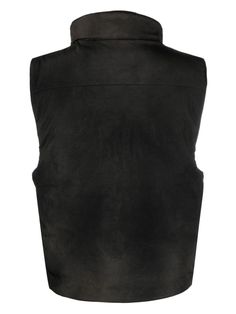 funnel-neck padded gilet from 032c featuring duck down, padded design, funnel neck, front zip fastening, sleeveless, front zip fastening pockets, straight hem, dark brown and cotton.This piece fits true to size. We recommend you get your regular sizeModel is 1,75m / 5ft 8in wearing size S Sweaters Brown, Padded Gilet, Trench Dress, Trench Jacket, Crossbody Tote Bag, Moon Boots, Pad Design, By Malene Birger, Blazer With Jeans