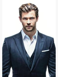 Marla Catherine, Mens Modern Hairstyles, I Love Beards, Hemsworth Brothers, Modern Short Hairstyles, Chris Hemsworth Thor, Men Hair Color, Smart Casual Men, Hairstyles Men