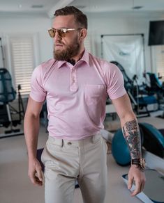 Conor Mcgregor Polo Shirt, Conor Mcgregor Outfits, Mc Gregor Fashion, Corner Mcgregor, Mcgregor Style, Conor Mcgregor Style, Ufc Conor Mcgregor, Josh Bowman, Mc Gregor