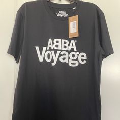 New-Official Tour Merchandise Abba London 2023 Black Tshirt Size Medium, With Original Tags. Abba Shirt, Abba T-shirt, Abba Tour, Abba Record, Abba The Museum, Abba, Black Tshirt, London, Womens Tops