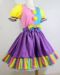 Clown Dress Drawing, Candy Clown Costume, Clown Core Clothes, Outfit Ideas Drawing Female, Clowncore Dress, Clown Skirt, Clown Core Fashion, Clown Outfit Ideas, Clowncore Fashion