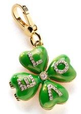 2008 Juicy Couture Love Shamrock Clover Charm Bra Bags, Verde Jade, Juicy Couture Bracelet, Ties Mens Fashion, Clover Charm, Happy St Patricks Day, Key Pendant, Fantasy Jewelry