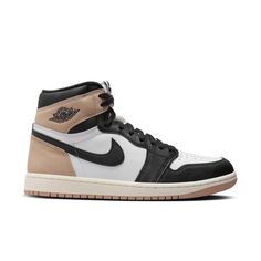 Jordan 1 Retro High OG "Latte" Women's Shoe - Hibbett | City Gear Logo Wings, Mid Jordan 1, Nike X Travis Scott, Air Jordans Women, Black Legends, Air Tag, Jordan Model, Womens Air Jordans, Jordans Women