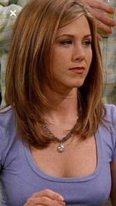 Rachel Green Haircut Layers, 90s Medium Length Hair, Straight Hair Haircuts, The Rachel Haircut, Jennifer Aniston Haircut, Aniston Jennifer