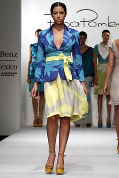 Pepa Pombo - Pasarela Colombian Fashion, York London, Fashion Week Runway, Fashion Weeks, Fashion Shows, Designer Collection, Paris Fashion, Paris Fashion Week, Peplum Dress