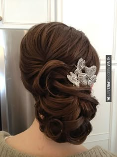 Hair pulled back Wedding Hairstyles For Women, Sanggul Modern, Dress With Puffy Sleeves, Best Wedding Hairstyles, Low Bun, Fancy Hairstyles, Hair Collection, Wedding Hairstyles For Long Hair