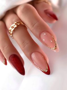 Red And Gold Nails, Glitter Manicure, Valentine Nails, Nagel Tips, Gold Nail, Her Nails, Wedding 2024, Elegant Nails, Xmas Nails