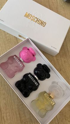 Moschino Perfume, Valentine Designs, Perfume Aesthetic, Aesthetic Clean, Body Smells, Victoria Secret Perfume