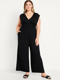 Old Navy Jumpsuit Outfit, Jumpsuit Outfit With Cardigan, Fall Curvy Outfits, Shirred Jumpsuit, Wide Leg Jumpsuit Outfit, Plus Size Romper Jumpsuits, Dressy Casual Women, Game Outfit, Curvy Style