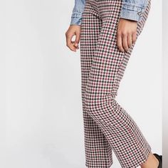 Free People Nwt Rudy Flared Houndstooth Trouser Pants Wide Leg High Waisted Size 2 Red/Black Inseam: 28” Questions? Leave A Comment Below! Free People Leggings, Spring Leggings, Embroidered Pants, Free People Denim, Free People Pants, Fun Pants, Long Sleeve And Shorts, Ribbed Leggings, Vintage Pants