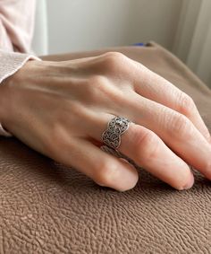 "925 Sterling Silver Filigree Art Band Ring Super Light Handcrafted Flower Design Band Ring Perfect Gift Option for Her Band width is 0.35\" / 8.9 mm This metal embroidery filigree ring is oxidized and highly polished. Comes with velvet pouch and luxurious gift box. Filigree is made of delicate metal strands that have been skillfully fashioned to create an outstanding combination of old and modern art. Originating in Mesopotamia, Anatolia. It is made of delicate metal strands that have been skil Metal Embroidery, Worry Beads, Lace Ring, Art Ancien, Filigree Jewelry, Minimalist Gifts, Sterling Silver Filigree, Filigree Ring, Velvet Pouch