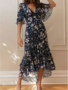 Damskie Falbana W serek Rękaw typu motylek Sukienka maxi Impreza Krótki rękaw Lato Wiosna 2024 - $36.99 Midi Floral Dress Lulus, Elegant Floral Dresses, Elegant Floral Dress, Maxi Dress Elegant, Women's A Line Dresses, Chiffon Floral, Sleeve Maxi Dress, Floral Ruffle, Neck Ruffle