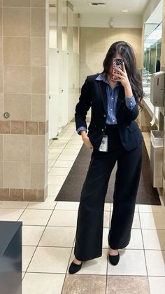 Women Suit Outfits Business, European Baddie, Buisnesscore Outfit Women, Court Attire, Court Aesthetic, Internship Outfit, Mock Trial