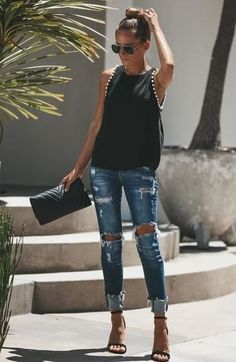 Jeans Outfit Summer, Outfit Jeans, Street Fashion Photography, Black Women Fashion, Spring Outfits Casual, Summer Outfits Women, Chic Outfits, Casual Chic