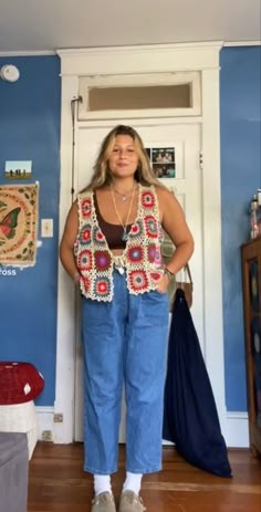 Summer Layers Outfit Aesthetic, Midsize Outfit Inspo Summer, Mid Size Hippie Fashion, Mid Size Aesthetic Outfits Summer, Plus Size Casual Spring Outfits, Midsize Hippie Outfits, Spring Outfits Pants, Midsize Boho Fashion, Trendy Plus Size Outfits Summer