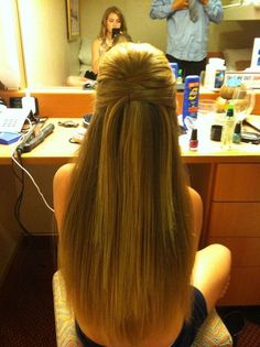 Straight Formal Hairstyles, Straight Prom Hair, Hairstyles For Long Straight Hair, Straight Hairstyles Medium, Hoco Hairstyles, Prom Hairstyles, Long Straight Hair, Hairstyles For Long Hair