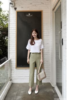 Mode Ulzzang, Fashionable Work Outfit, Korean Fashion Winter, Fashion Week Outfit, Korean Fashion Summer