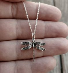 Dragonfly Jewelry Rings, Dragonfly Jewelry Necklace, Birthday Dragonfly, Silver Chain Necklace For Women, Sterling Silver Dragonfly Necklace, Silver Dragonfly Necklace, Fantasy Earrings, Dragonfly Insect, Dragonfly Jewelry